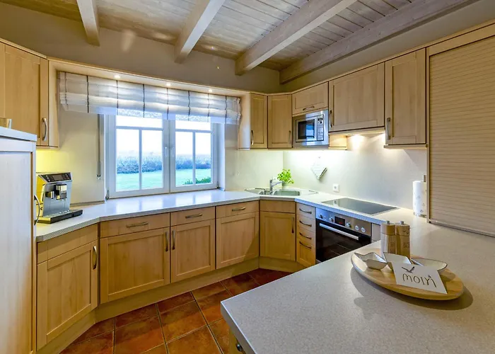 Kuestenvilla Warwerort